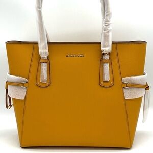 Michael Kors Voyager EW Tote Bag Leather Marigold
